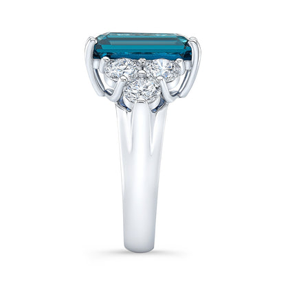 Modern Style Diamond Engagement Ring