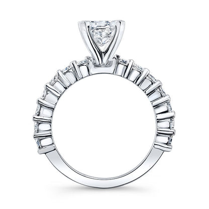 Classic Style Diamond Engagement Ring