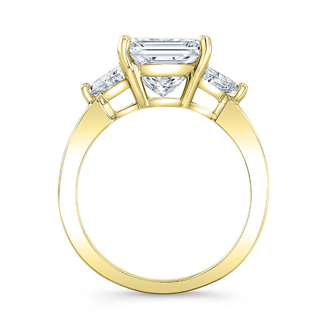 Modern Style Diamond 3-Stone Engagement Ring
