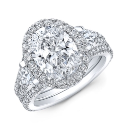 Modern Style Diamond Halo Engagement Ring 
